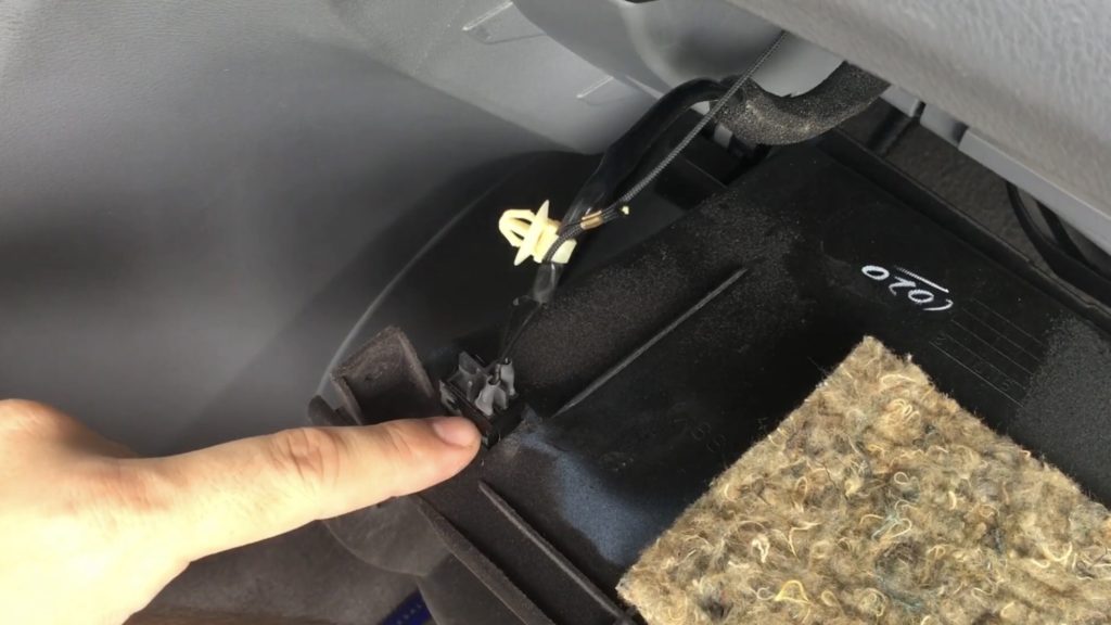 acura tsx glove compartment electrical connector