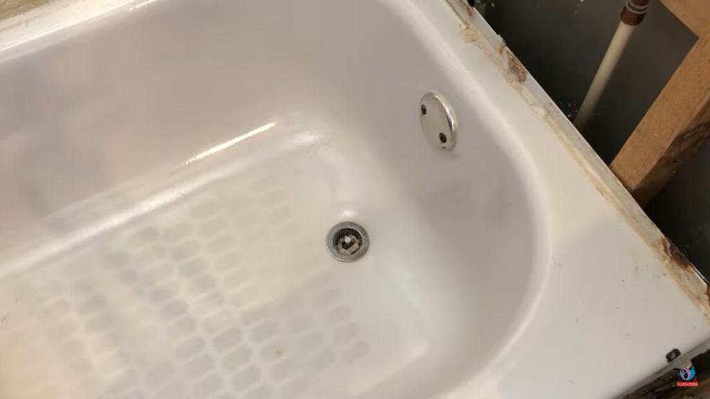 How to remove a bathtub and bathtub drain?